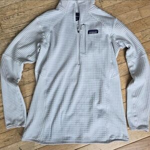Patagonia Textured White Zip-Up Jacket